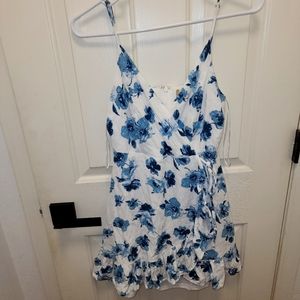 Altard state white and blue floral dress